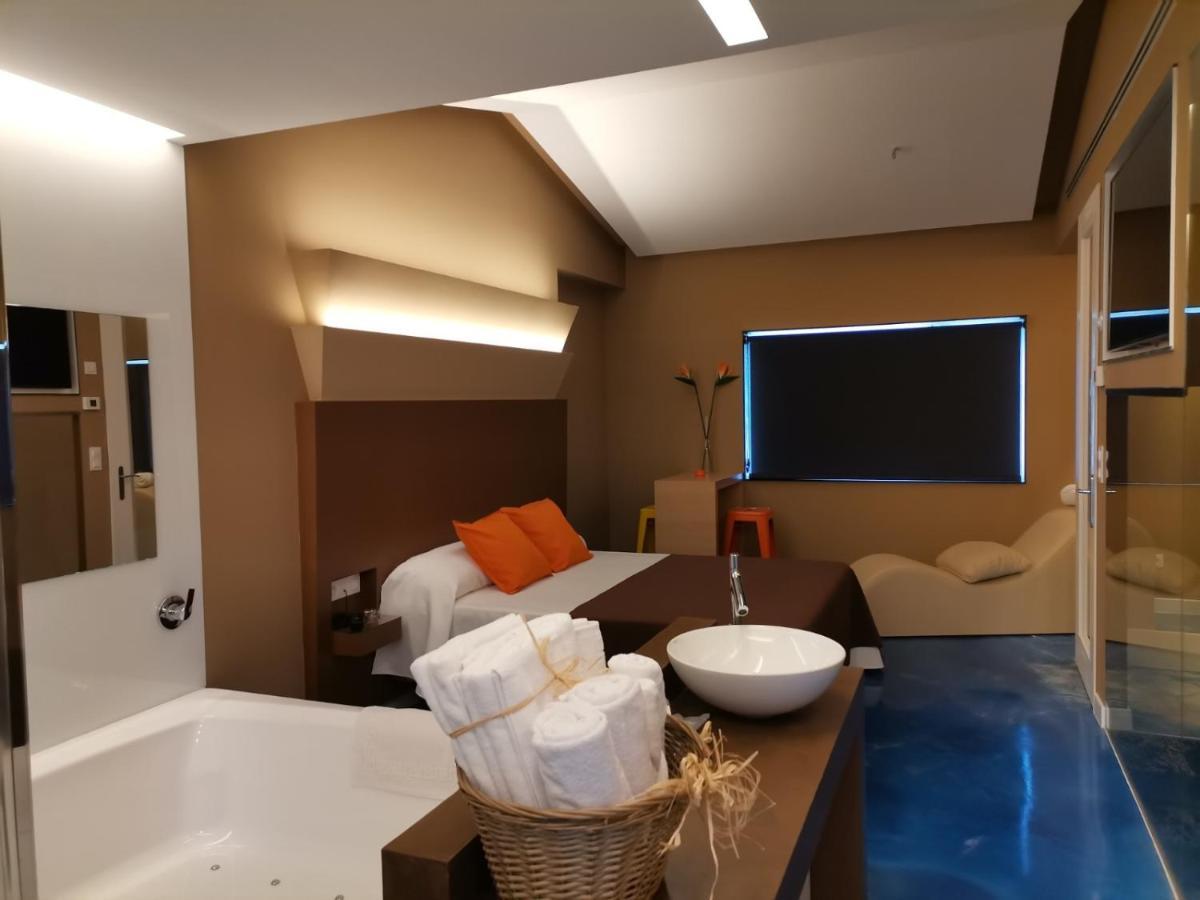 Motel Latino Льянера Экстерьер фото